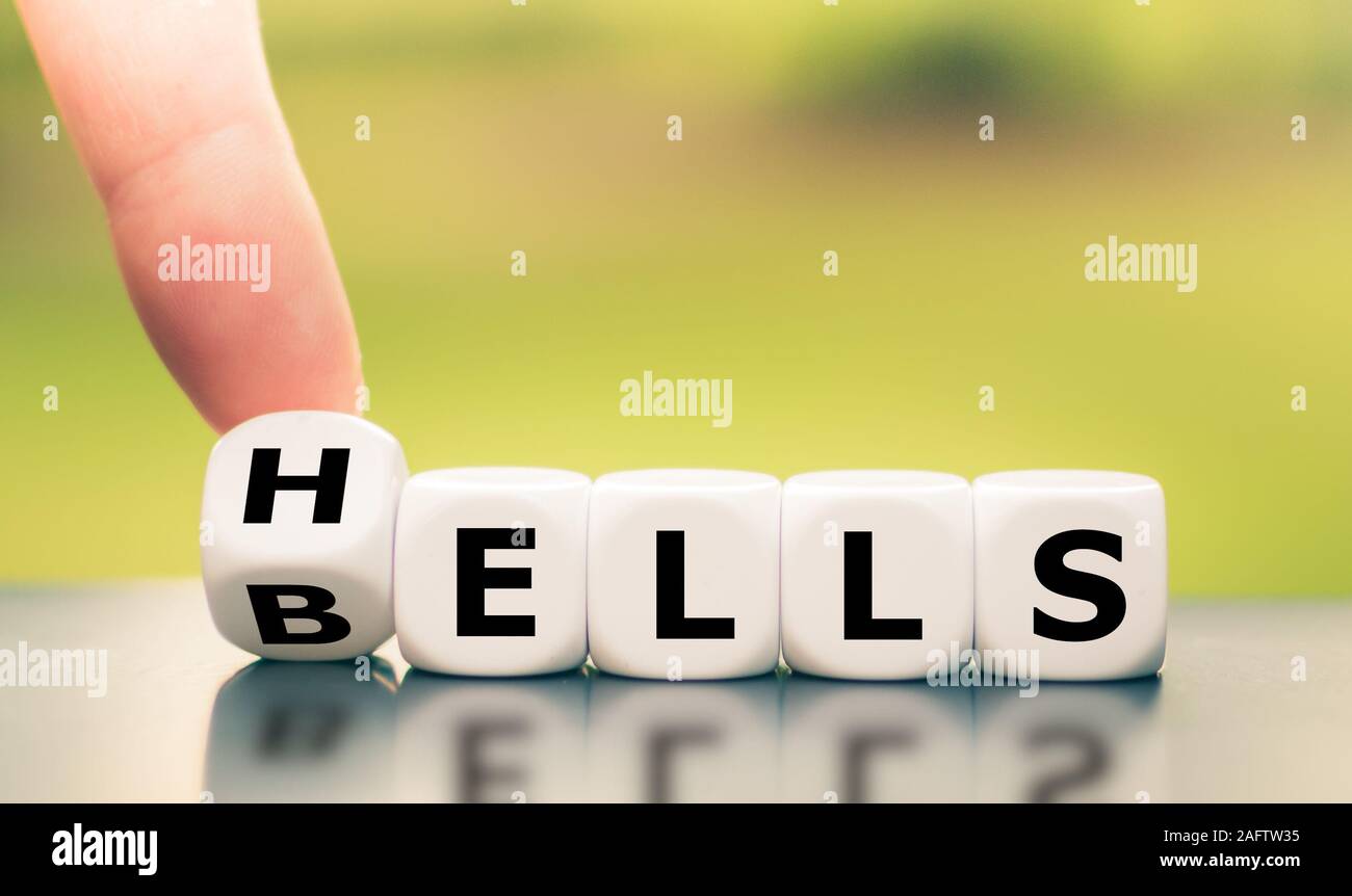 Forma di dadi l'espressione 'hells Bells". Foto Stock