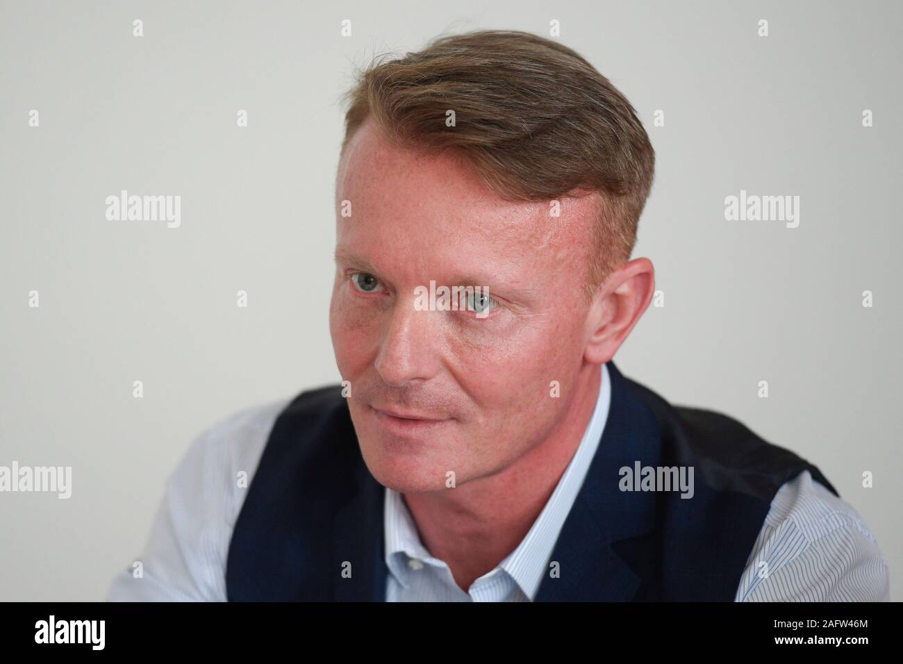 Praga, Repubblica Ceca. Xvi Dec, 2019. Czech News Agency (CTK) Consiglio deputati eletti media imprenditore David Soukup (senior pregiudiziale ANO), raffigurato come il presidente del Consiglio, il 16 dicembre 2019, a Praga, Repubblica Ceca. Credito: Ondrej Deml/CTK foto/Alamy Live News Foto Stock