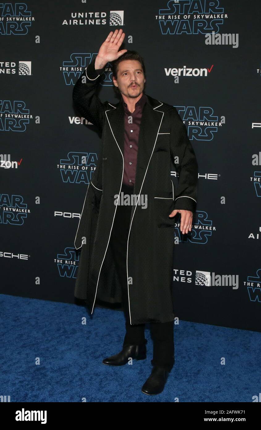 16 Dicembre 2019 - Hollywood, California - Pedro Pascal. Premiere della Disney, il ''Star Wars: l'aumento di Skywalker" tenutosi a El Capitan theater. (Credito Immagine: © F. S/AdMedia via ZUMA filo) Foto Stock