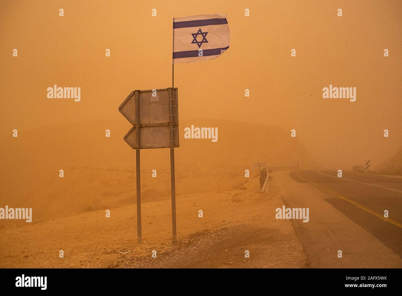 Sandsturm in der Wüste Negev, Israele. Foto Stock