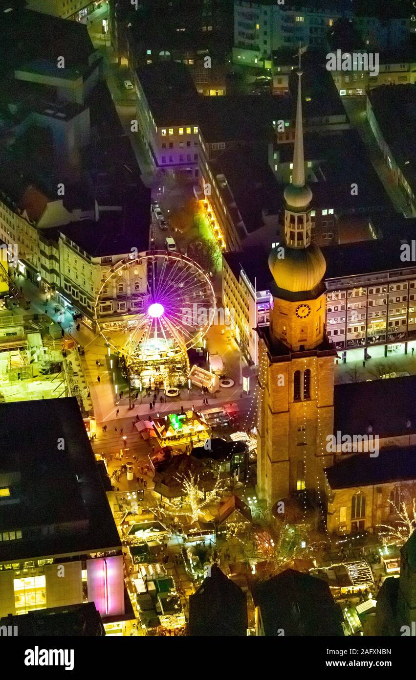 Foto aerea, mercato di Natale di Dortmund tra Reinoldikirche e Hansamarkt, ruota panoramica Ferris, Dortmund, la zona della Ruhr, Renania settentrionale-Vestfalia, Germania, Dor Foto Stock