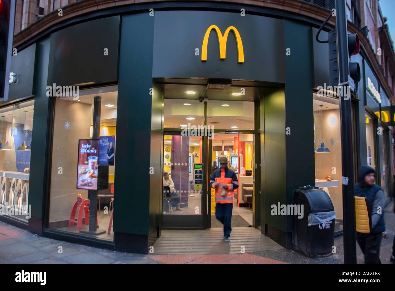 Ingresso McDonalds a Oxford Street Manchester Inghilterra 2019 Foto Stock