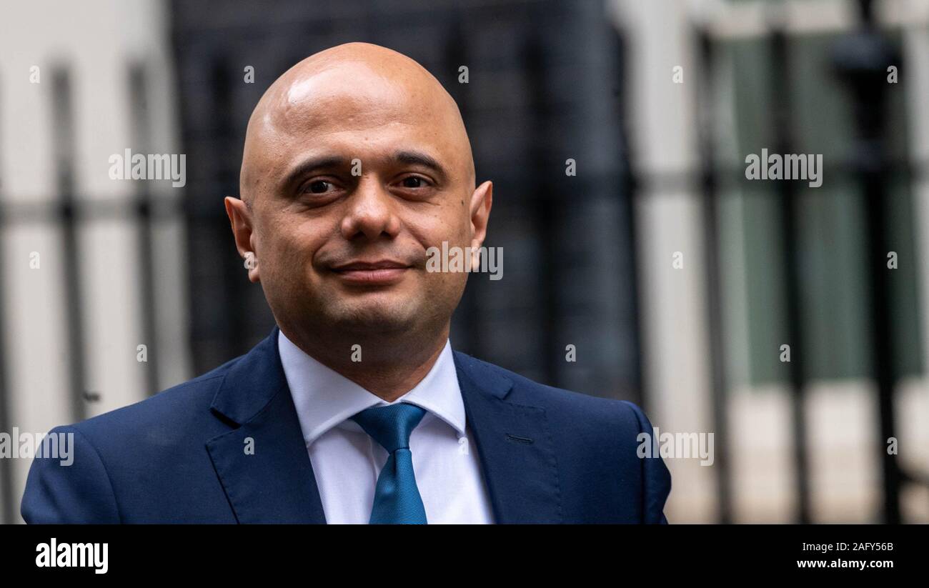 Londra REGNO UNITO 17 dicembre 2019, Sajid Javid MP PC il Cancelliere dello Scacchiere lascia una riunione del gabinetto a 10 Downing Street, Londra Credit Ian Davidson/Alamy Live News Foto Stock