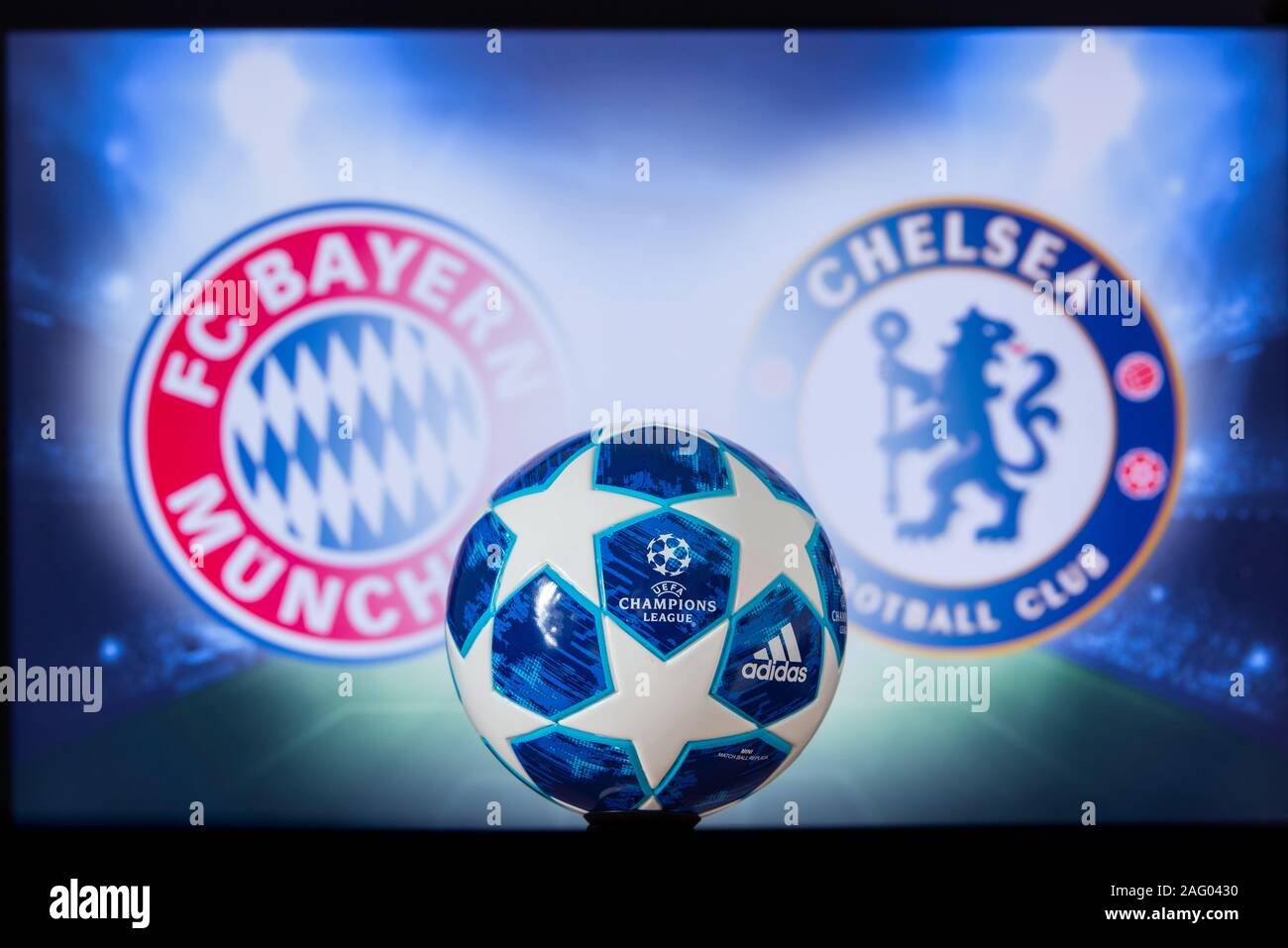 UEFA Champions League 2020, Round del 16 UCL calcio, stadio di knockout, playoff, ufficiale Adidas palla calcio 2020 Foto Stock