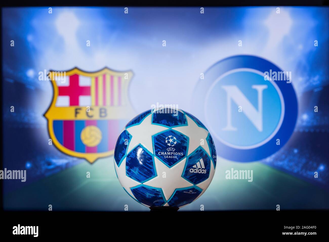 UEFA Champions League 2020, Round del 16 UCL calcio, stadio di knockout, playoff, ufficiale Adidas palla calcio 2020 Foto Stock