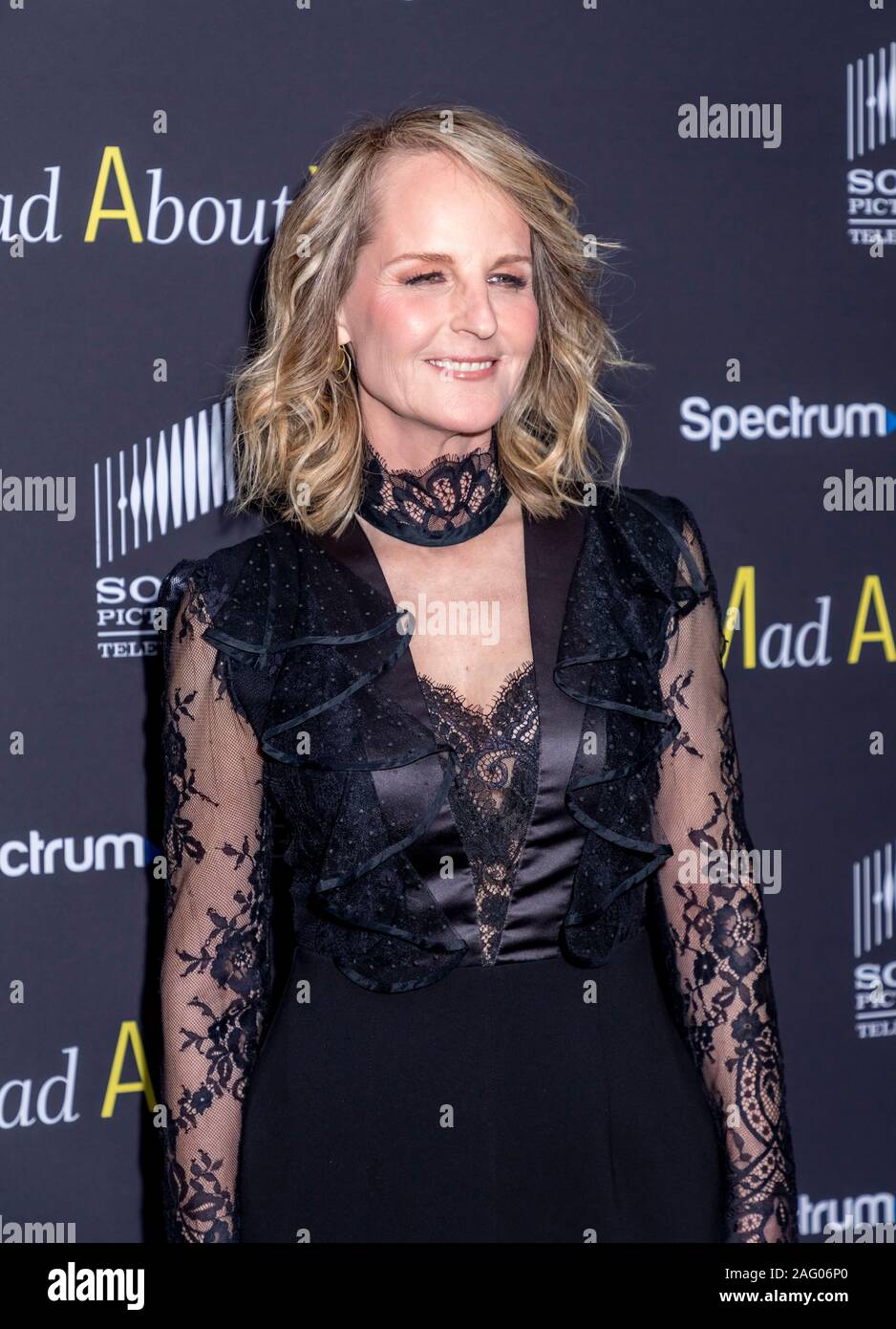 New York, NY, Stati Uniti d'America - 16 dicembre 2019: Helen Hunt assiste il "pazzo circa voi" red carpet evento al Rainbow Room al Rockefeller Center, Manhattan Foto Stock
