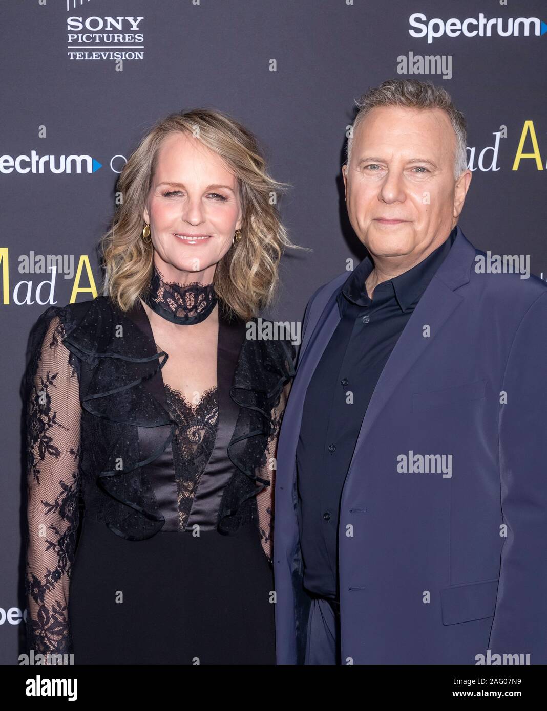 New York, NY, Stati Uniti d'America - 16 dicembre 2019: Helen Hunt e Paul Reiser frequentare il "pazzo circa voi" red carpet evento al Rainbow Room al Rockefeller Center, Foto Stock