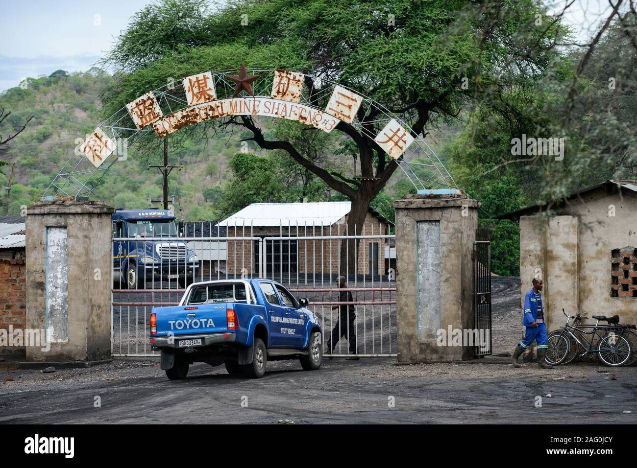Zambia, Sinazese, Collum miniera di carbone, la miniera sotterranea è di proprietà della società cinese, il minato il carbon fossile è utilizzato per le fabbriche di cemento, le stazioni di alimentazione e di fusione di rame in Zambia e nella Repubblica democratica del Congo Foto Stock