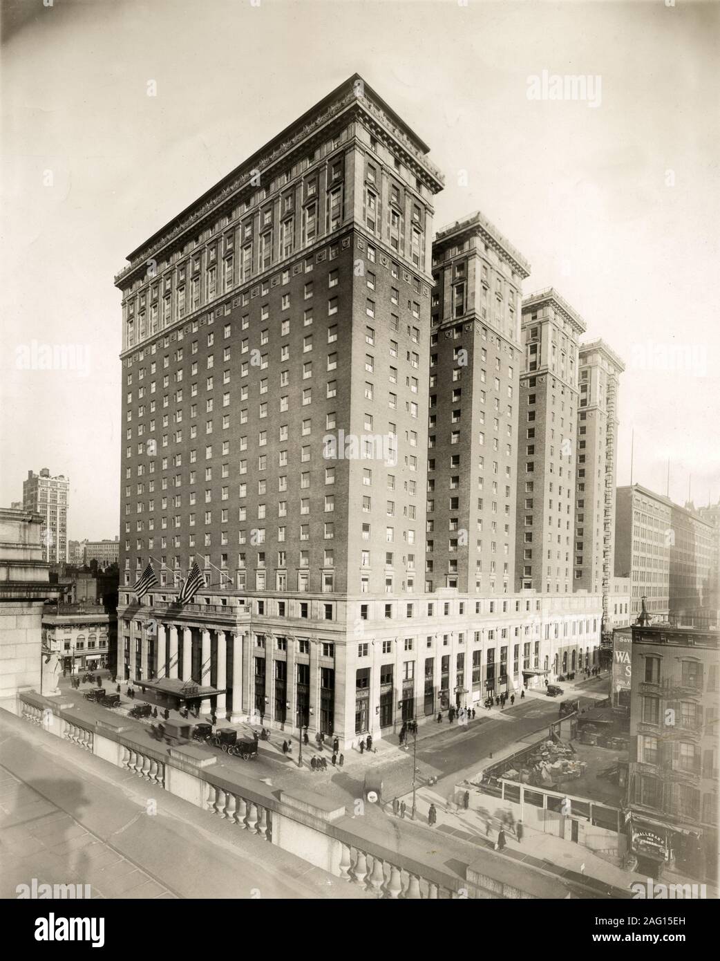 Nei primi anni del XX secolo vintage premere fotografia - Vista dell'Hotel Pennsylvania, Manhattan, New York , c.1925. Foto Stock