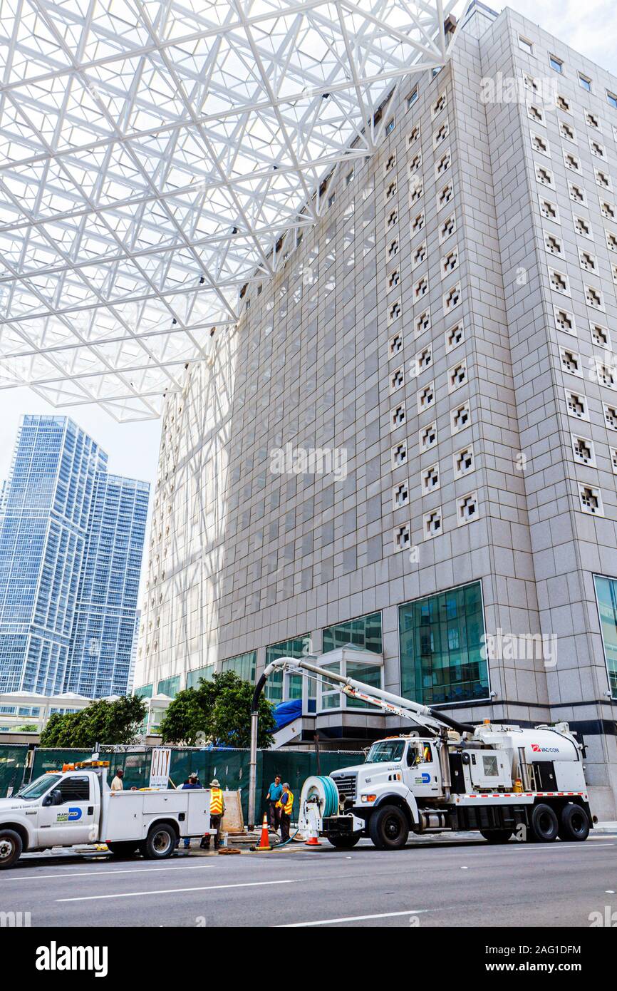 Miami Florida,lavoratori urbani,sistema fognario,FL100430003 Foto Stock