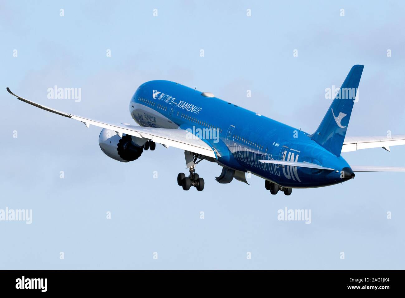 AMSTERDAM, Paesi Bassi - 9 gennaio 2019: Xiamen Airlines Boeing Dreamliner 787-9 passeggero aereo decolla da Amsterdam-Schiphol International Air Foto Stock