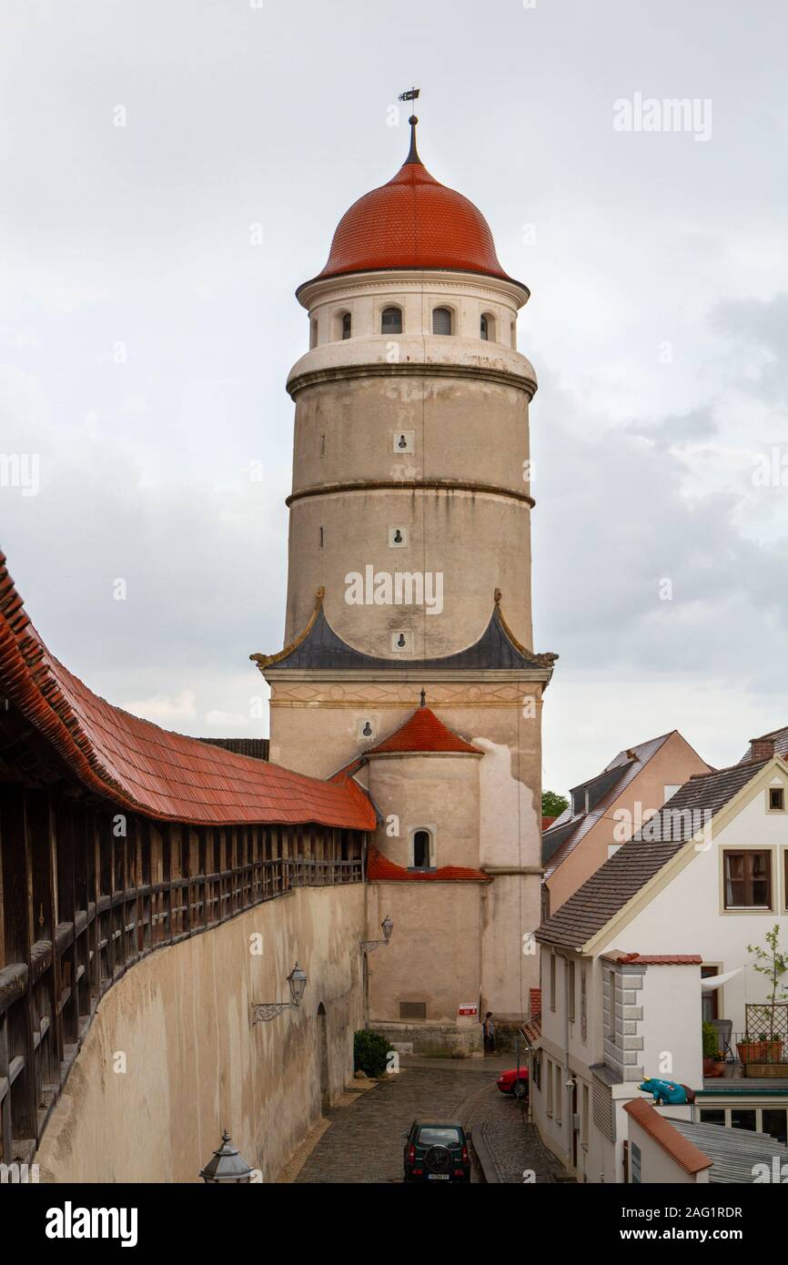 Löpsinger Tor, parte delle mura della città di Nördlingen, distretto di Donau-Ries, Svevia, Baviera, Germania. Foto Stock