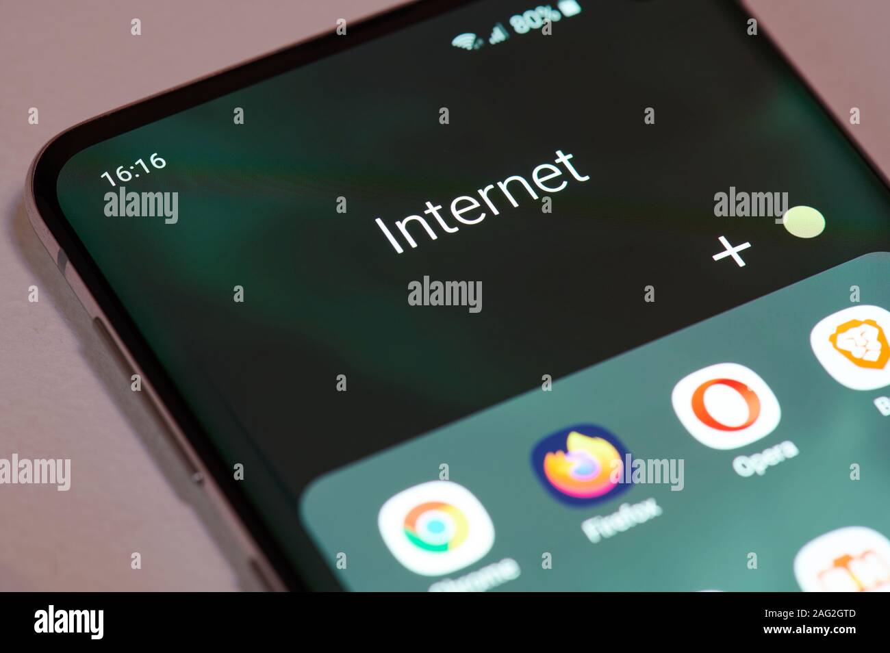 New york, Stati Uniti d'America - 17 dicembre 2019: Internet app per lo schermo dello smartphone vicino la vista Foto Stock