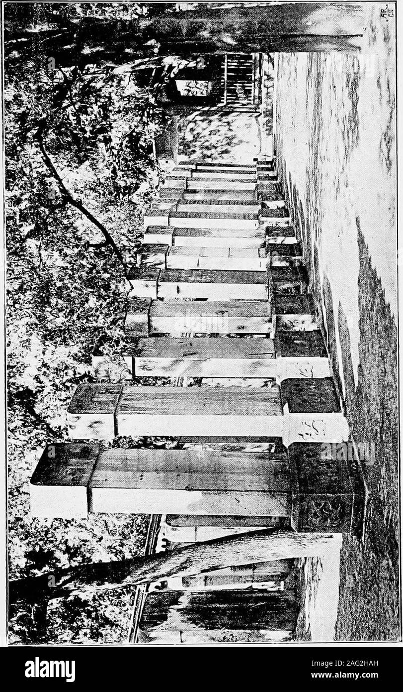 . Nuova Cina e old : ricordi personali e delle osservazioni di trent'anni. aminers mani. Poi segue un tema forverse, accompagnata da un accurato regole per rhythm andallowable rime ; e elaborare regulationsare generale aggiunto nell'unirsi a una nota attenta di ogni alterazione,la cancellazione o l'aggiunta e attenzione i candidati thatlOO alterazioni si trarrà un uomo. Le carte per il secondo stadio sono su temi dal recinto cinque canonici, o classici-come per esempio- Cloudsfollow il drago, avvolge la tigre ; ma il perfetto manspies fuori tutto. O questo- il grano e il miglio di haveno (fragrante) reputazione Foto Stock