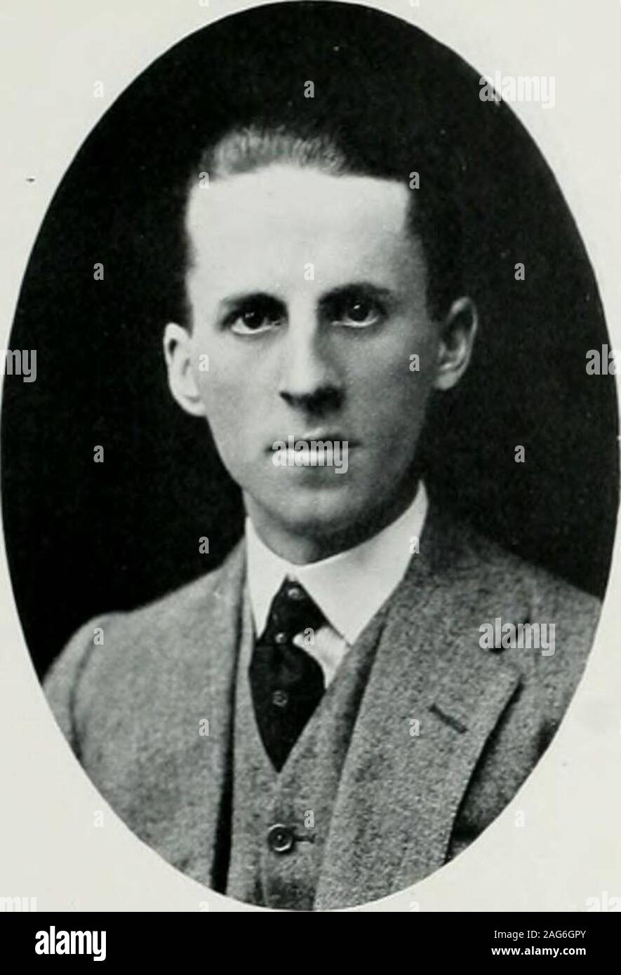 . Notevole londinesi, un illustrato chi è chi di professionisti e uomini di affari. COLIN KEAY, L.D.S., R.C.S.(Eng.)chirurgo dentista e docente alla L.C.C. Clinic forChildren. Il sig. Keay ottenuto la sua formazione iniziale a GuysHospital, qualifica nel 1893. Egli era stato nominato DentalSurgeon a Belfast - Scuola Medica e all'ospedale RoyalVictoria, Belfast. Egli è stato, per un periodo di tenyears. Medico all'Ospedale Graylingvvell, WestSussex. Egli è autore di vari documenti e treatisesupon soggetti dentale comprese alcune cause di fallimento inPressure Anajsthesia e semplice metodo di resecare Foto Stock