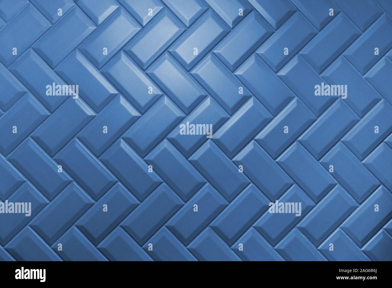 Fantoccio smussata blue matt piastrelle ceramiche pattern di cui lisca di pesce Foto Stock
