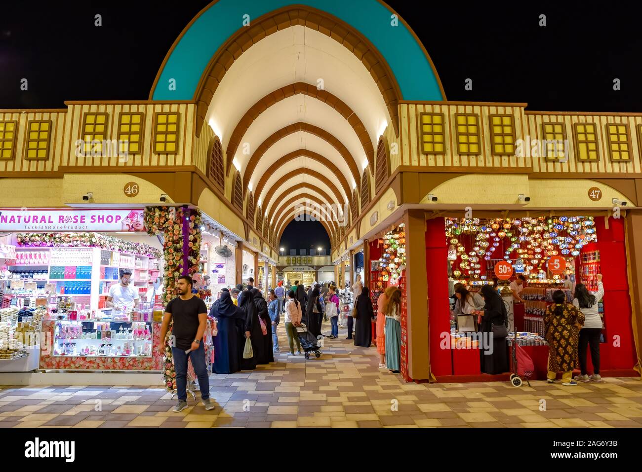 Dubai villaggio globale, Dubai, Emirati arabi uniti, Dicembre 11, 2019, la vista della sezione della Turchia in Dubai villaggio globale Foto Stock
