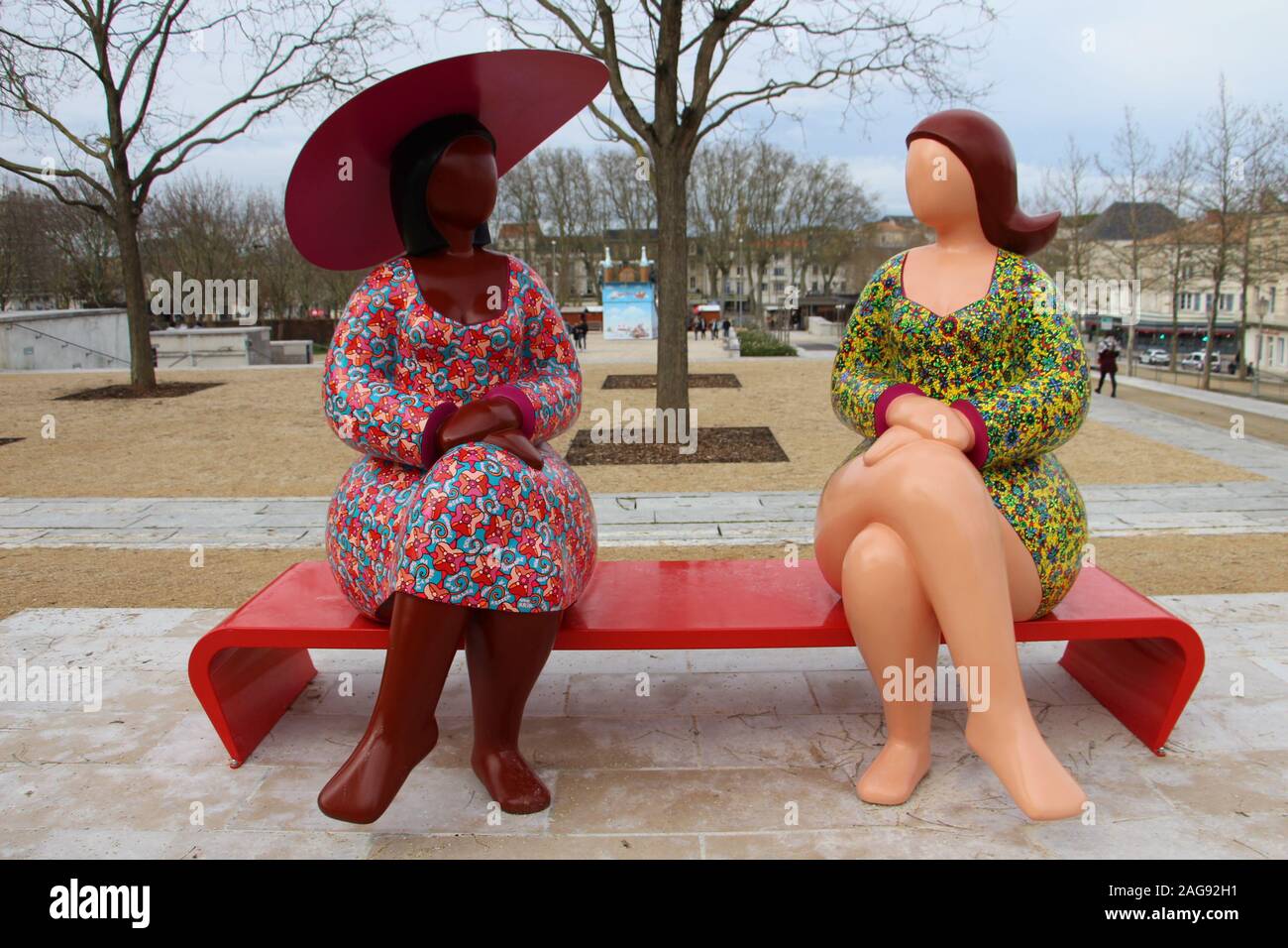 Massiccia mobilitazione contro la riforma delle pensioni con 5000 manifestanti in Niort con per la prima volta la CFDT, ma non sugli stessi punti Foto Stock