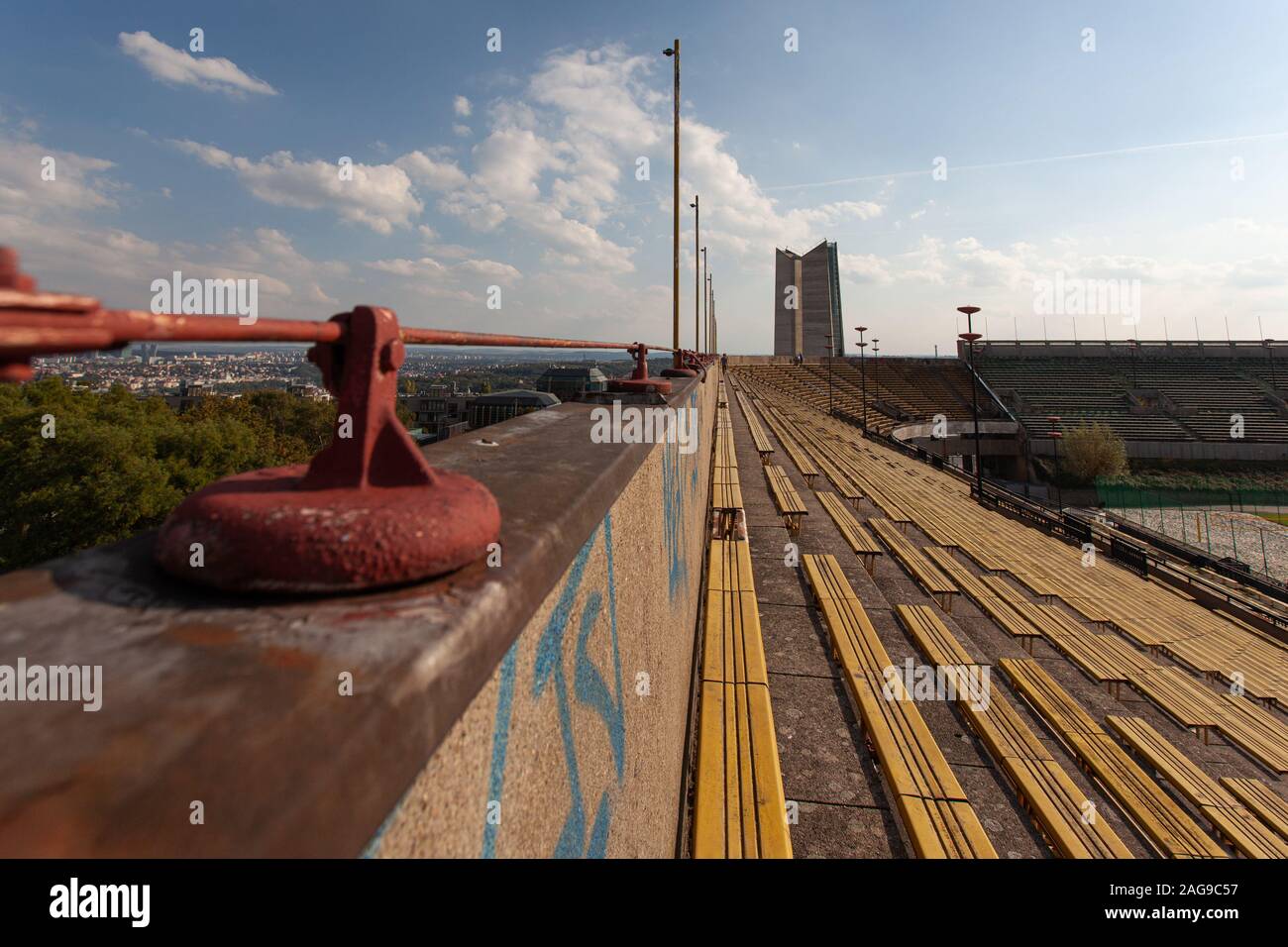 Splendida vista dello Stadio abbandonato di Strahov catturato a Praga Foto Stock