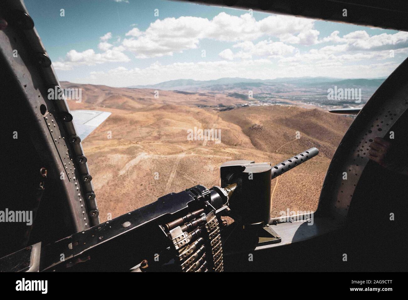 Interno di un aereo bombardiere B-17 della seconda guerra mondiale le montagne Foto Stock