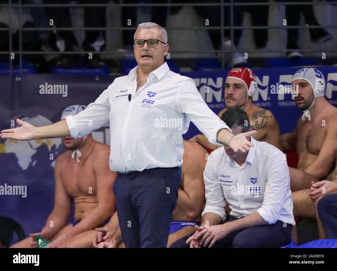 Civitavecchia, Italia. Xvii Dec, 2019. ct nazionale pallanuoto alessandro campagna durante la pallanuoto World League uomini europei - Italia vs Georgia, pallanuoto Squadra Nazionale Italiana di Civitavecchia, Italia, Dicembre 17 2019 Credit: Indipendente Agenzia fotografica/Alamy Live News Foto Stock