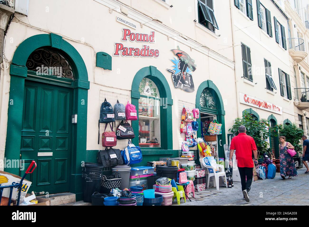 Regno Unito, Gibilterra: Ci sono molte aziende britanniche come Pound Paradise. Foto Stock