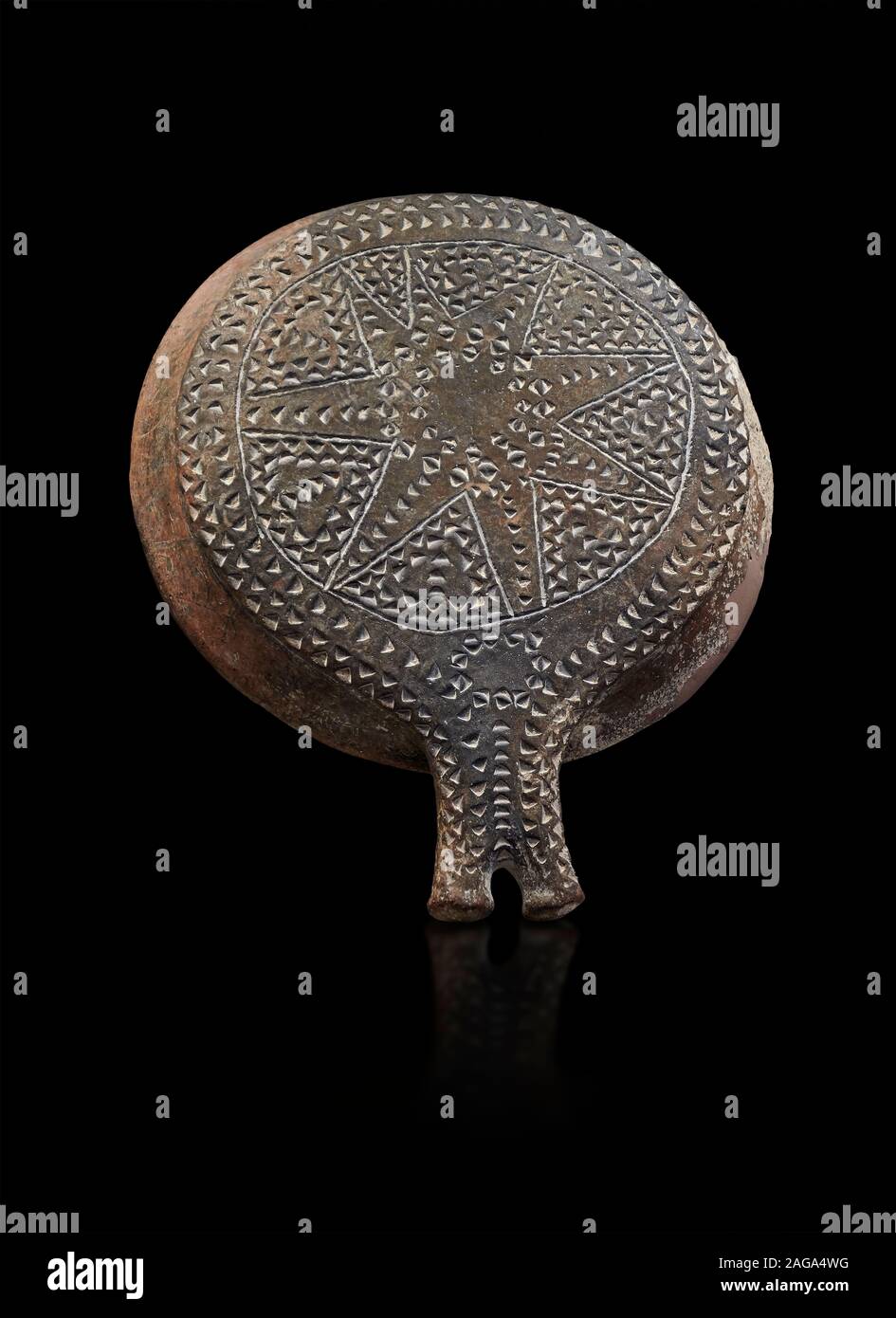 In terracotta delle Cicladi 'padella' con stella incied decorazione da Chalandriani, Syros. Inizio periodo cicladico II 2800-2300 BC), Archeologico Nazionale Foto Stock
