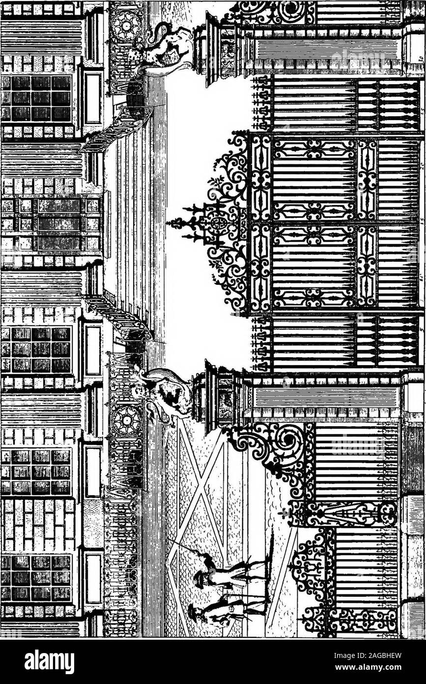 . Inglese di elementi in ferro battuto del XVII e XVIII secolo; uno storico & analytical conto dello sviluppo esterno smithcraft. URNT e ricostruita in I7I2, mentre nell'occupazione dei francesi sono stati probabilmente alterato. Per inciso Stomas sondaggio. Il costo, anche se l'edificio è stato assicurato. La schermata, tuttavia,non è così nettamente nel gusto francese come quella di Wentworth,ma le banchine sono come nobili e sormontata da una simile supportersholding stemmi. La caratteristica che colpisce è la ricchezza del lungo la lunghezza della ringhiera di protezione su entrambi i lati, diviso in pannelli di lavoro byopen lesene, entrambi i pannelli e le industrie di trasformazione Foto Stock
