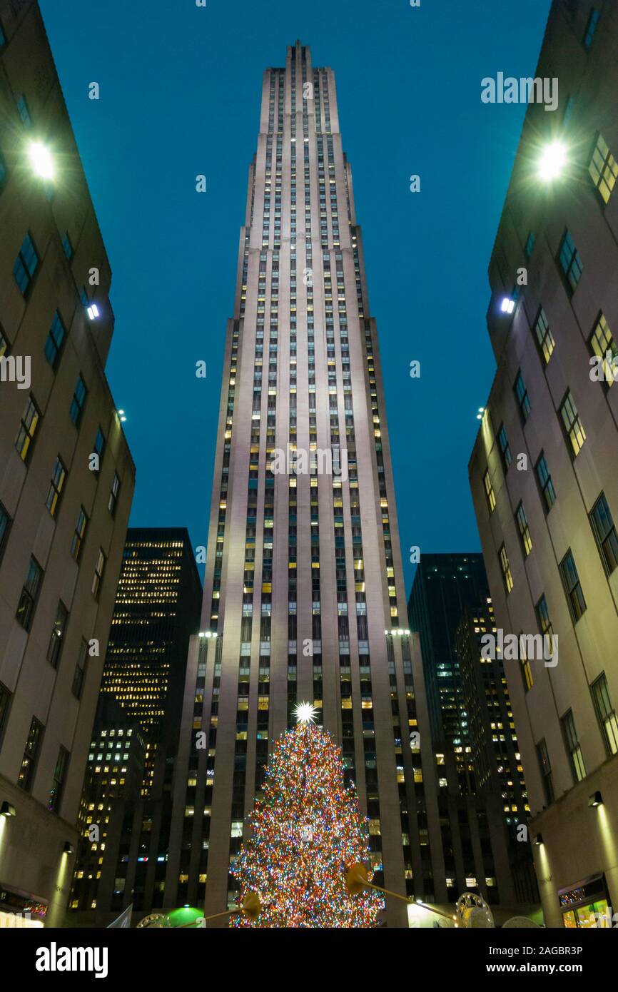 Il Rockefeller Center albero di Natale, NYC, STATI UNITI D'AMERICA Foto Stock
