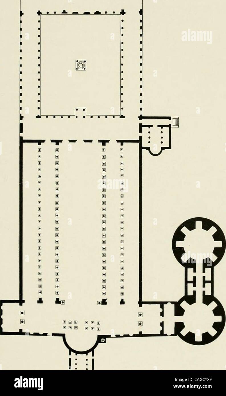 . Architettura medievale, le sue origini e sviluppo, con gli elenchi dei monumenti e delle bibliografie. capannone in dimensione o elim-inated completamente. Nel frattempo, il cavaliere d'Italia-blocco era un con-venient, se familiare, ripiego.^ tali furono gli umili innovazioni strutturali introdotti nella basilica paleocristiana. Per il resto il suo design era semplice:n volte, no dome, nessun domande complesse di spinte e ma-tressing. Fatta eccezione per il modesto mezza cupola dell'abside, struttura theentire era semplicemente con tetti in legno. La pianta della basilica, mostravano invece un num-ber di nuove e importanti funzionalità, molti di Foto Stock