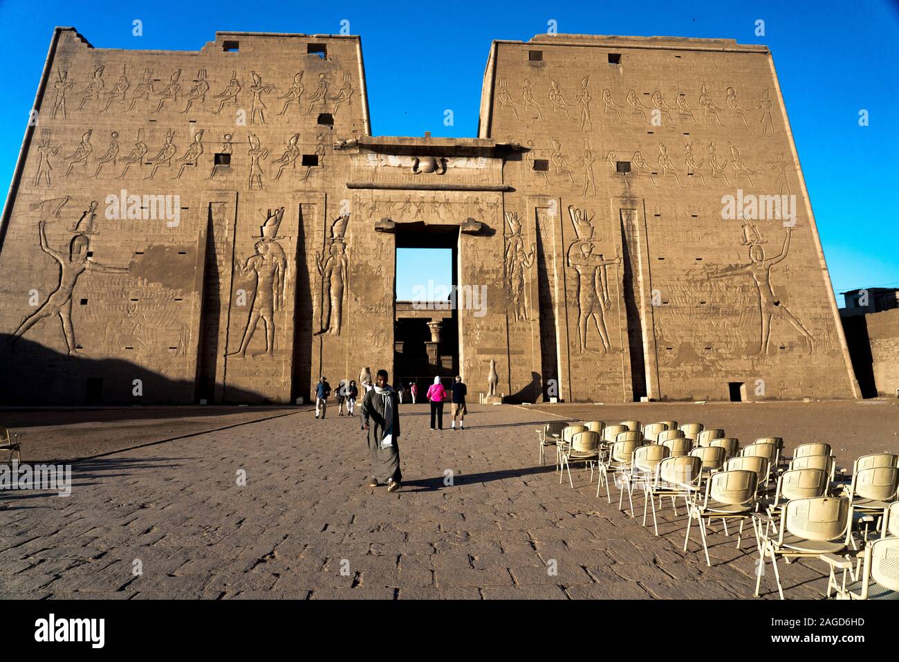 Novembre 18, 2019, Tebe, Egitto, Medinet Habu TempleTheban colline ad est del Fiume Nilo di fronte alla moderna città di Luxor, Egitto Foto Stock