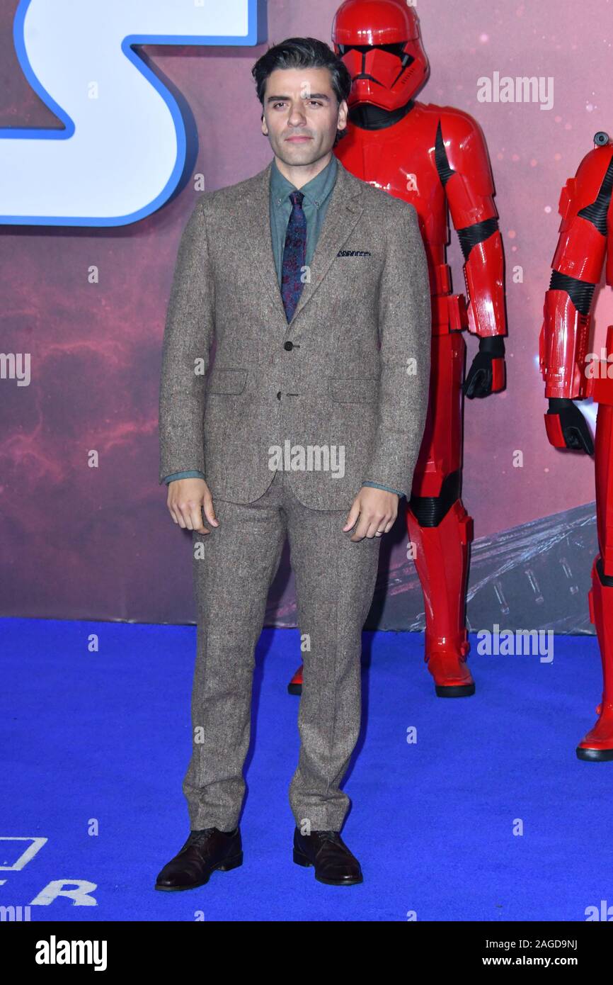 Londra, Regno Unito. Xviii Dicembre, 2019. Oscar Isaac assiste Star Wars, Il sorgere di Skywalker premiere, il nono episodio di Star Wars, Cineworld a Leicester Square, London, Regno Unito - 18 dicembre 2019 Credit: Nils Jorgensen/Alamy Live News Foto Stock