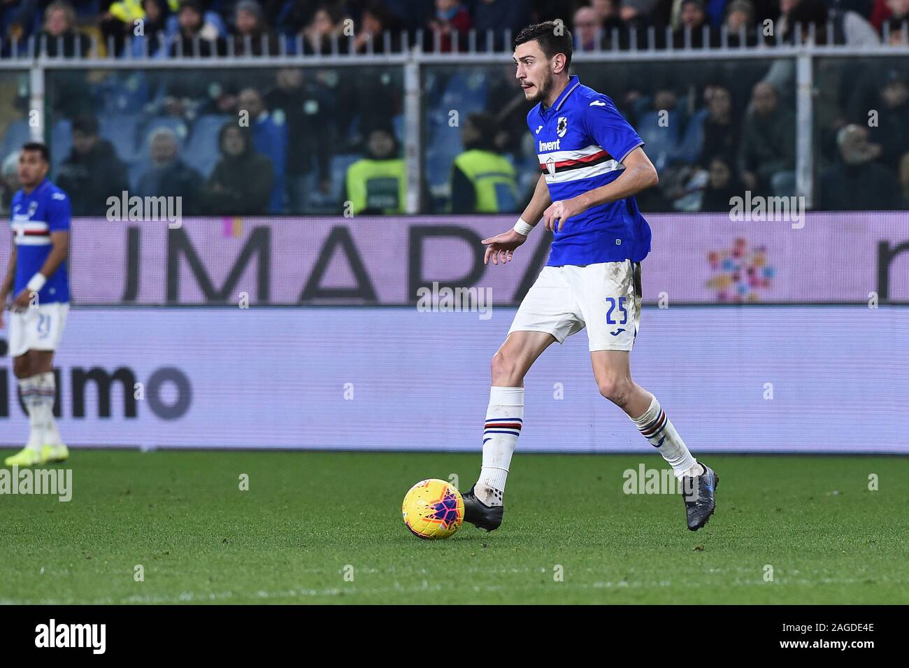 Genova, Italia. Xviii Dicembre, 2019. alex ferrari (sampdoria)durante la Sampdoria vs Juventus, italiano di calcio di Serie A del campionato Gli uomini a Genova, Italia, 18 Dicembre 2019 - LPS/Danilo Vigo Credito: Danilo Vigo/LP/ZUMA filo/Alamy Live News Foto Stock