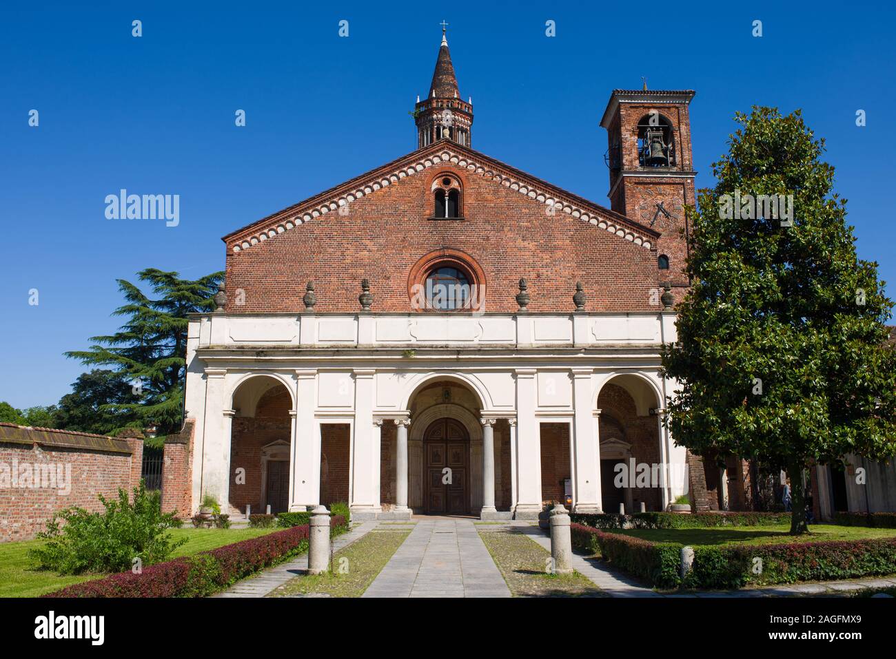 Milano , Italia, Chiaravalle 01 Giugno 2019 : l Abbazia di Chiaravalle Foto Stock