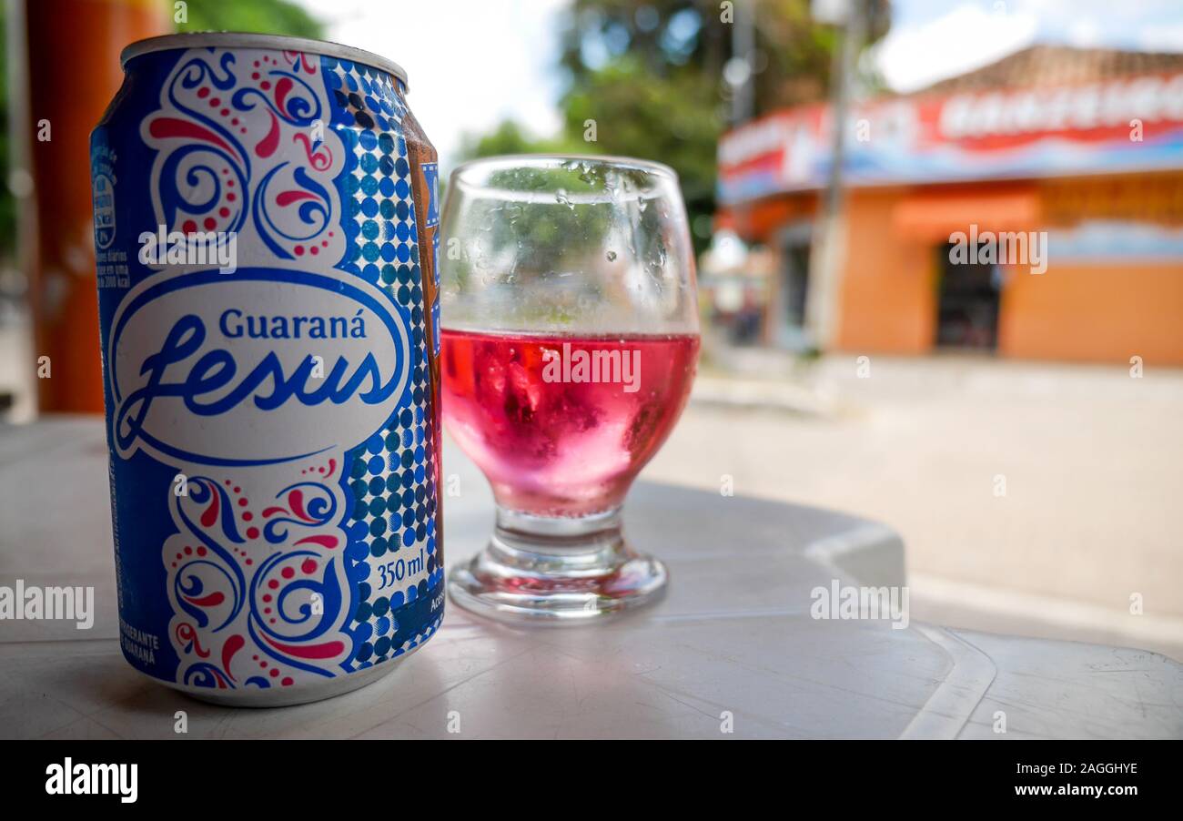 Il guaranà Gesù soft drink. Un popolare brasiliano della bevanda a base di guaranà impianto fornendo stimolanti simili alla caffeina. Foto Stock