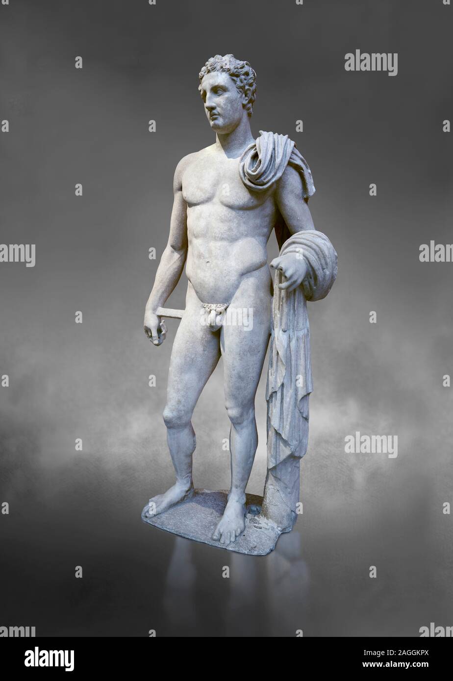 Il 'Atalante Hermes' Romano statua in marmo rinvenuti presso Atalante. 2° annuncio Cemt copia del IV sec. a.c. Lysippean in stile greco. Museo Archeologico di Atene, Foto Stock