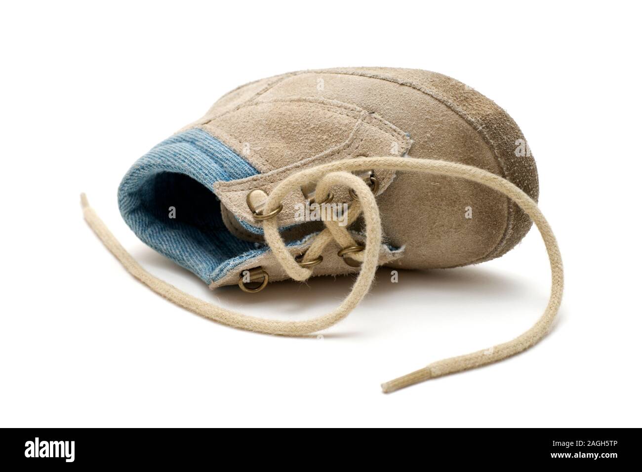 Fotografia di sola gomma usati avvio lavoro, isolato su bianco Foto Stock