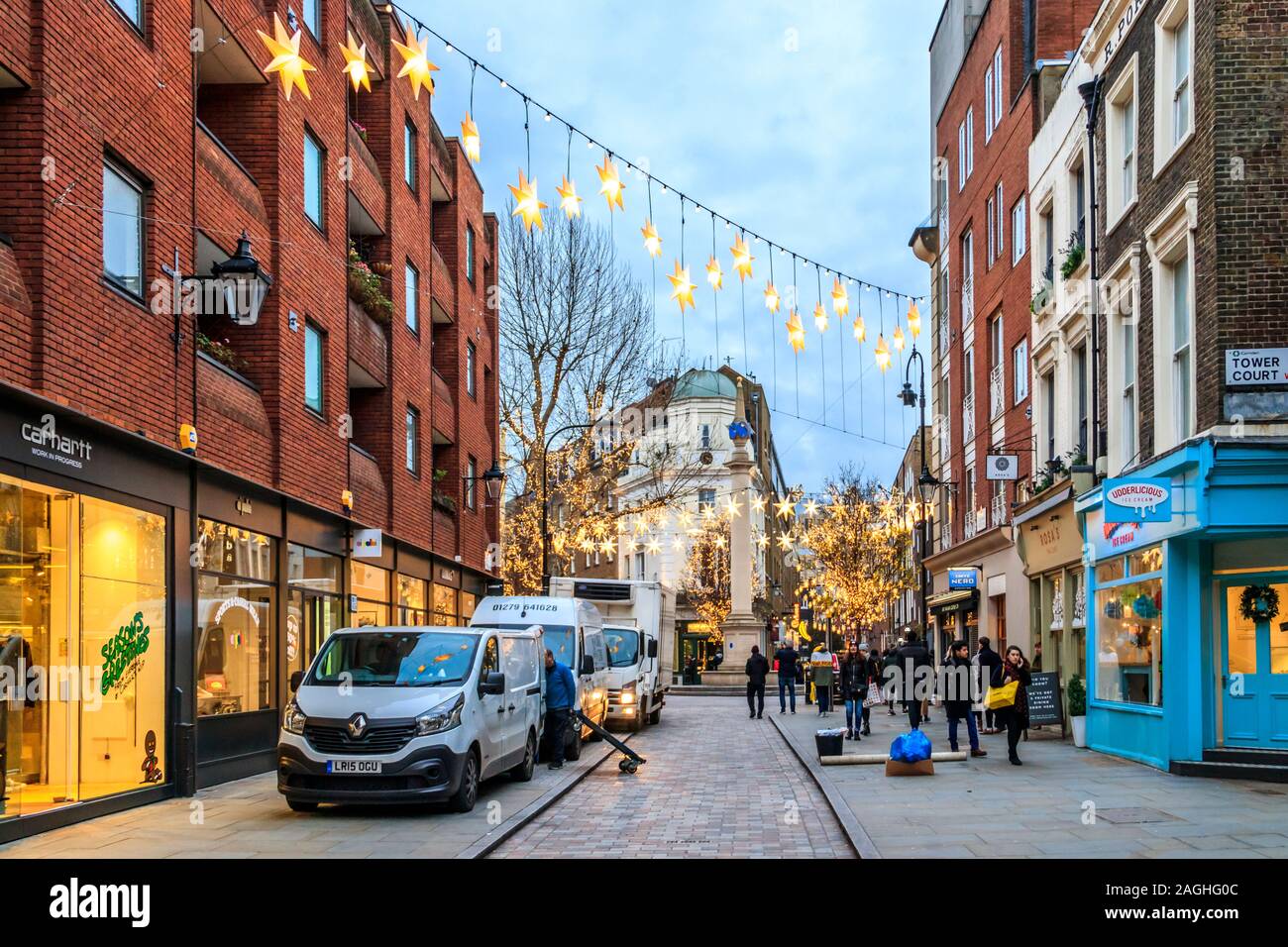 Le luci di Natale in Earlham Street, Covent Garden di Londra, Regno Unito Foto Stock