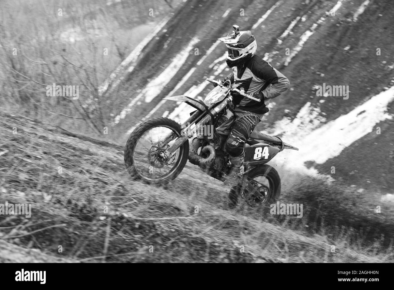 Endurо piloti in azione. Sport Motocross Foto Stock