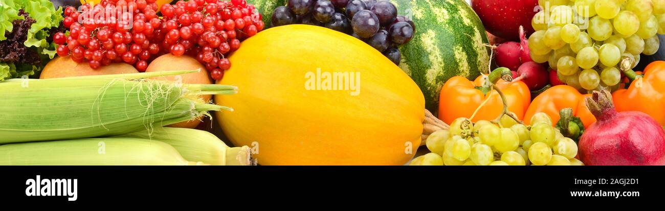 Sfondo luminoso fresche e mature di frutta e verdura. Foto Stock