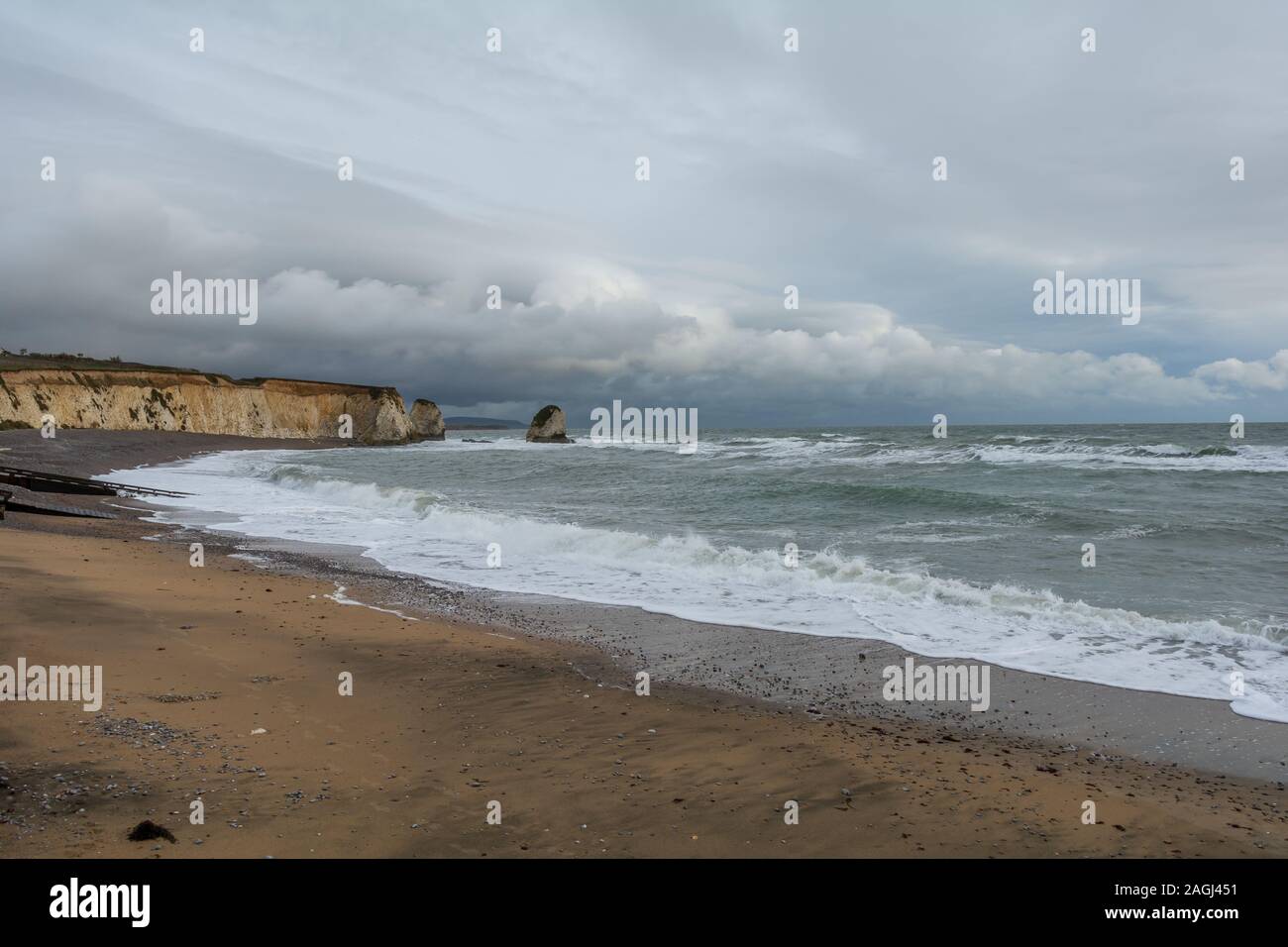 Le onde a Baia di acqua dolce, Isola di Wight Foto Stock