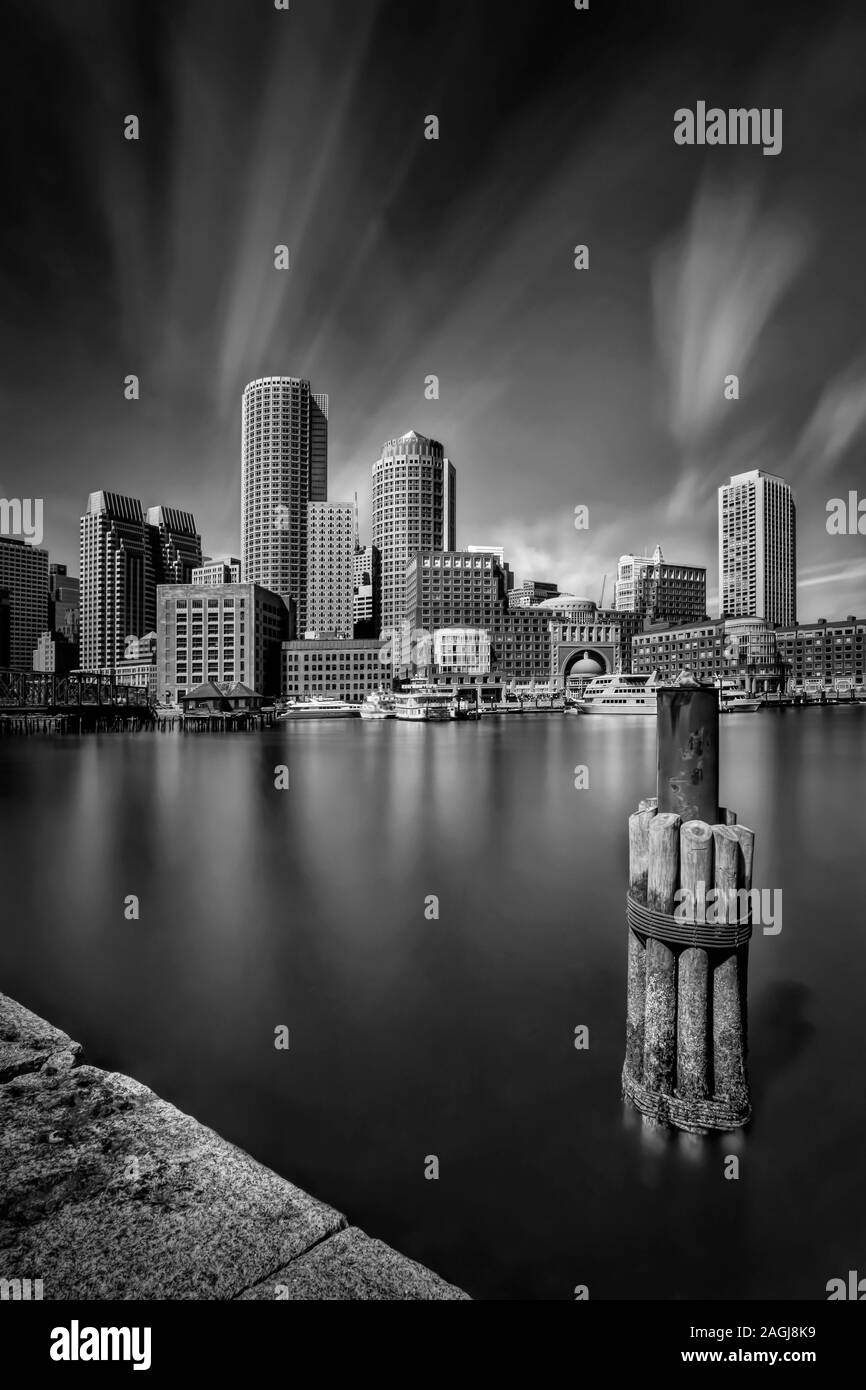 Una lunga esposizione mono a ventola Pier Park, Boston, MA Foto Stock