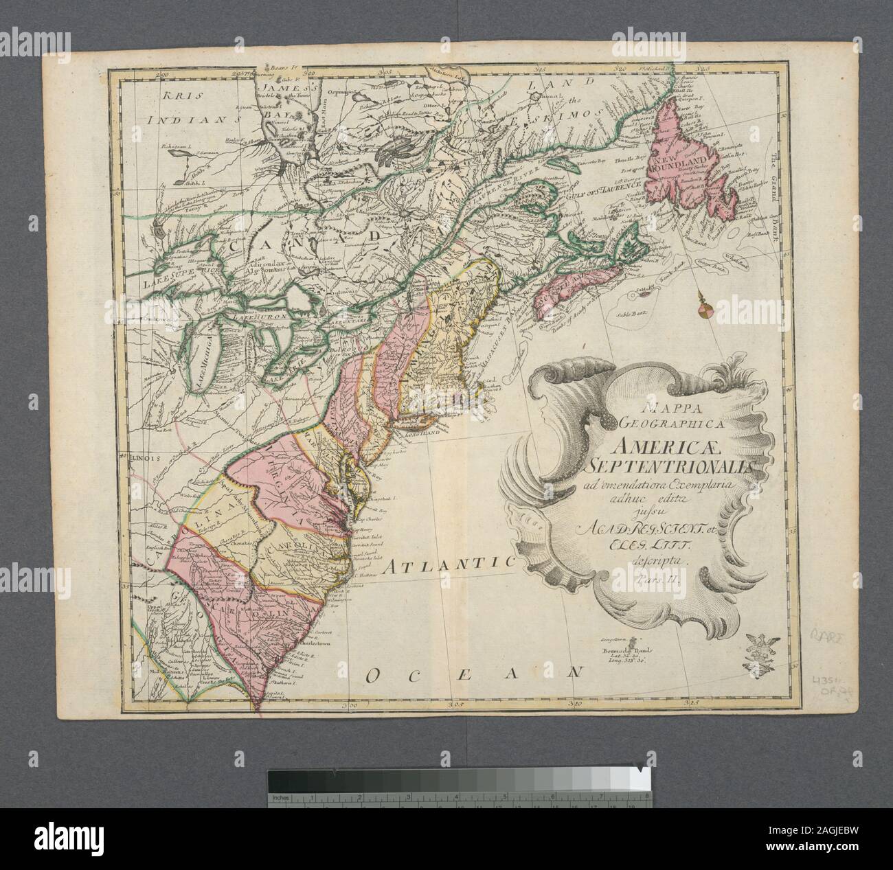 Mostra i nomi e le posizioni delle varie tribù indiane. Copre le colonie da San Lorenzo Golfo a Lago Superior e James Bay in Georgia. Da L. di Eulero Atlas geographicus omnes orbis terrarum regiones. 1753. Include il cartiglio decorativo. Società Mercator fondo, 1991. Dotazione nazionale per le discipline umanistiche concessione per l'accesso a Mappe precoce del medio Atlantico. Sollievo mostrato graficamente. Citazione/Riferimento: Phillips 3500; Mappa geographica Americae Septentrionalis : annuncio emendatiora exemplaria adhuc edita jussu Acad. reg. Istituto Scient. et eleg. litt. descripta. pars. II. Foto Stock