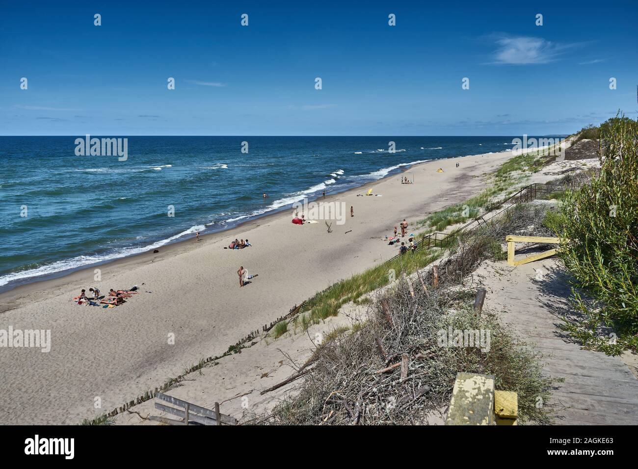 Strand mit Düne an der Ostsee, Kurische Nehrung, l'oblast di Kaliningrad , Russland Foto Stock