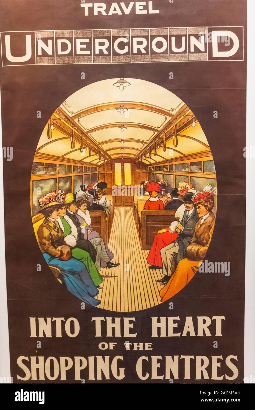 Inghilterra, Londra Covent Garden, il Museo dei Trasporti di Londra, Vintage Underground London Transport Poster Foto Stock
