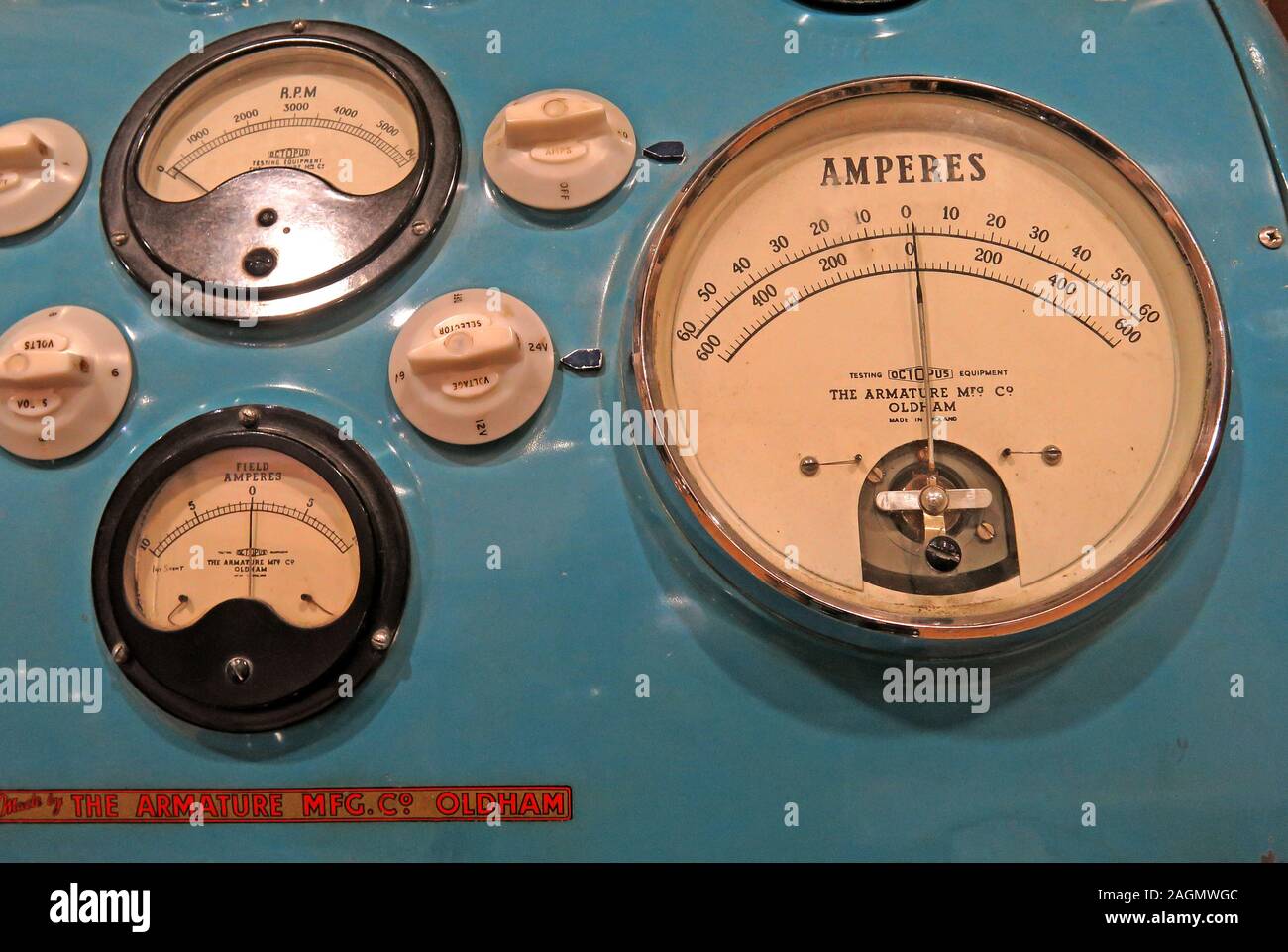 Octopus Testing Oldham ancora Mfg Co strumenti, kit di test, quadranti e misuratori, Ampere, Ampere, Ampometro, AmpMeter Foto Stock