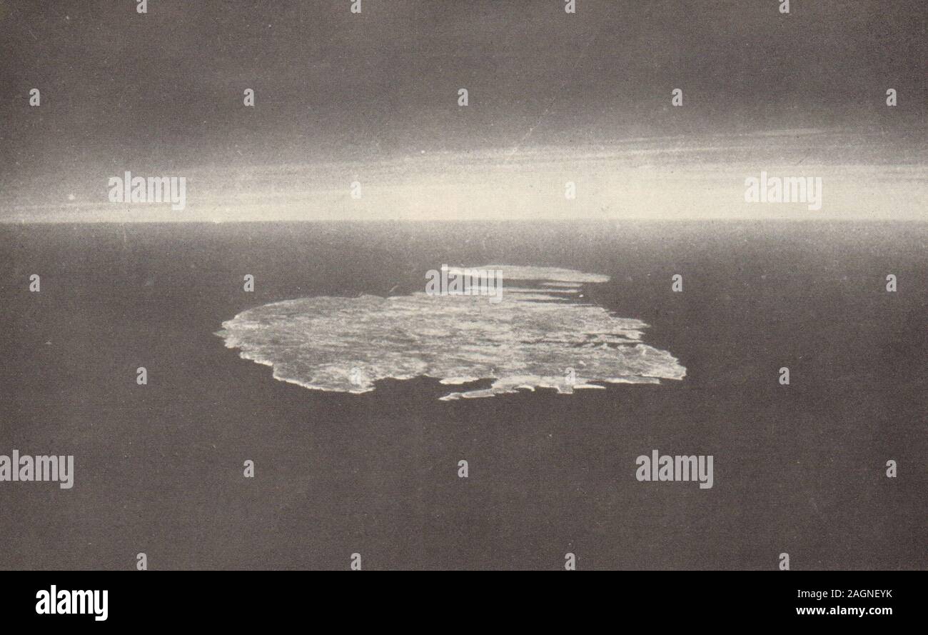 Malta e Gozo dall'aria. Guerra mondiale 2. Royal Air Force 1953 old vintage print Foto Stock