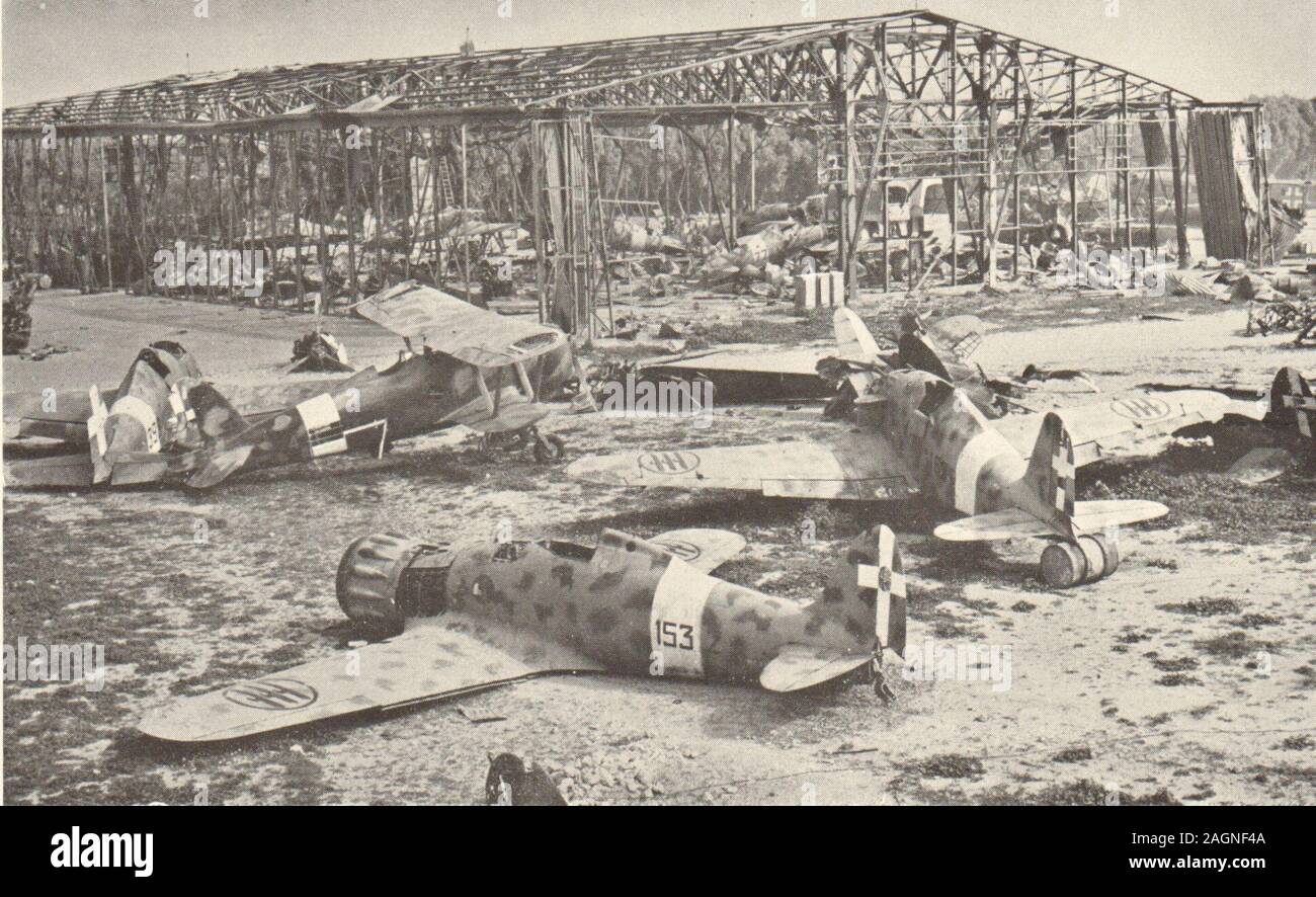 Aerei italiani a Castel Benito Marzo 1943. Guerra mondiale 2. Tripoli, Libia 1954 Foto Stock