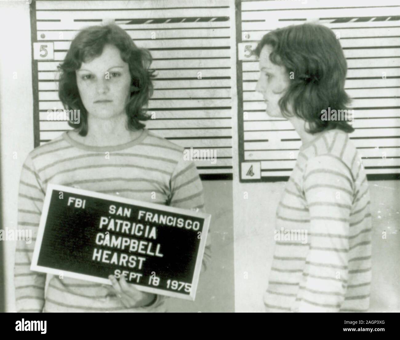 Patty Hearst manifesto wanted. Patricia Campbell Hearst è un autore americano e attrice. Un nipote della pubblicazione americana del magnate William Randolph Hearst, ella divenne noto a livello internazionale per gli eventi seguenti il suo 1974 rapimento da una sinistra gruppo terroristico, la Symbionese Liberation Army. Hearst è stato trovato 19 mesi dopo essere stato rapito, momento in cui lei era un fuggitivo ricercato per reati gravi commessi con i membri del gruppo. Ella era in stato di detenzione, e non vi è stata la speculazione prima prova che la sua famiglia di risorse che consenta di evitare il tempo in carcere. Foto Stock