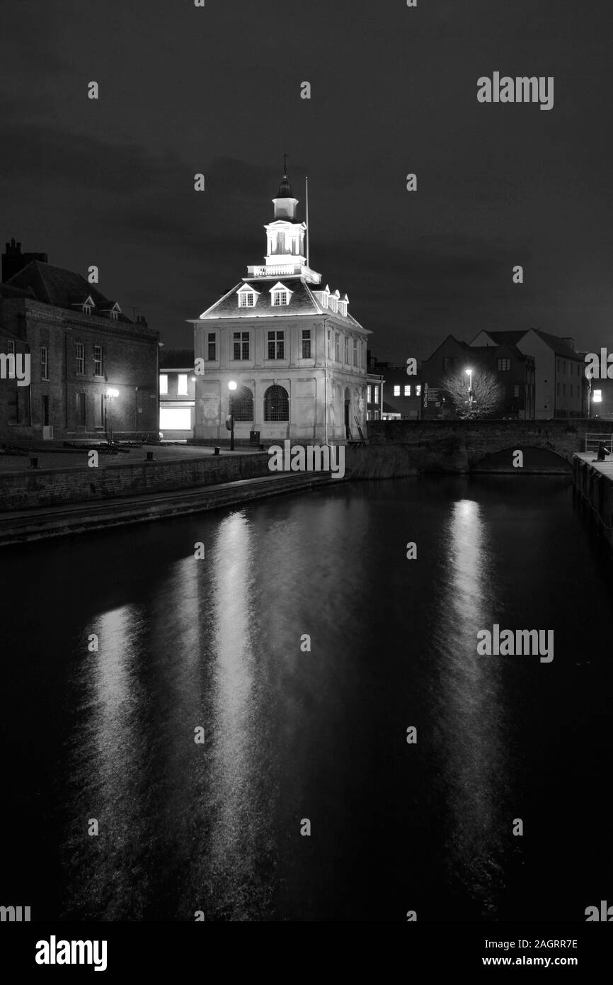 Patern proiezioni sulla Custom House, Kings Lynn Minster, Kings Lynn town, North Norfolk, Inghilterra, Gran Bretagna Foto Stock